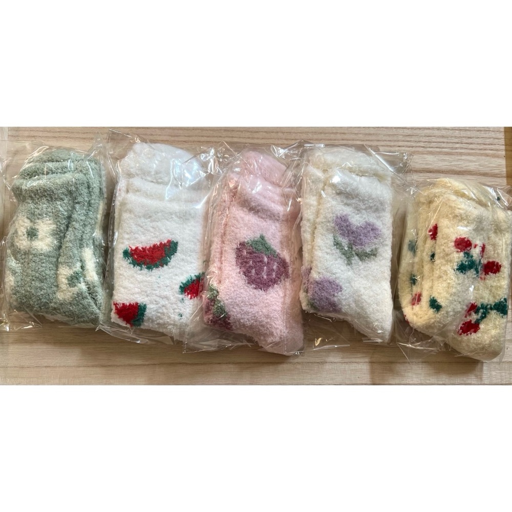 Pack of 5 Fuzzy Socks